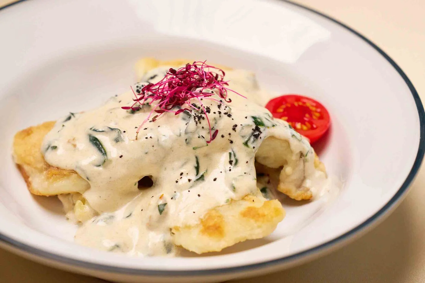 Камбала в сливочном соусе — французская кухня Blanc de Blancs, Москва